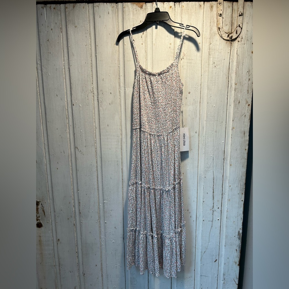 NWT Floral Tiered Maxi Dress With Ruched Top Mini Chica - Picture 1 of 8
